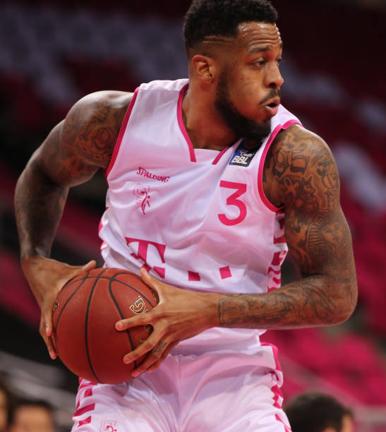 克拉佐与卡 克拉佐与卡