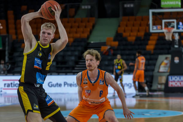 赛过程中展 赛过程中展