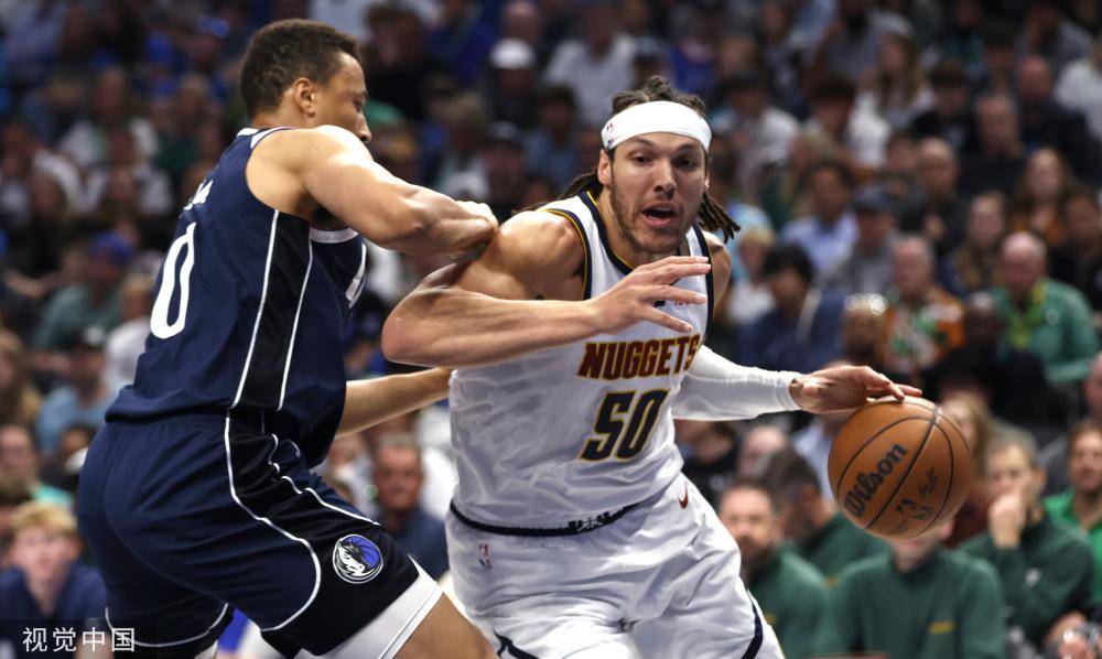 他们以饱满 他们以饱满